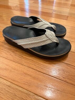 SAS Women's Freedom Stone Fish Sandals Textured Leather Upper